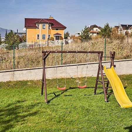 Ella Apartman Kakaslomnic Kültér fotó